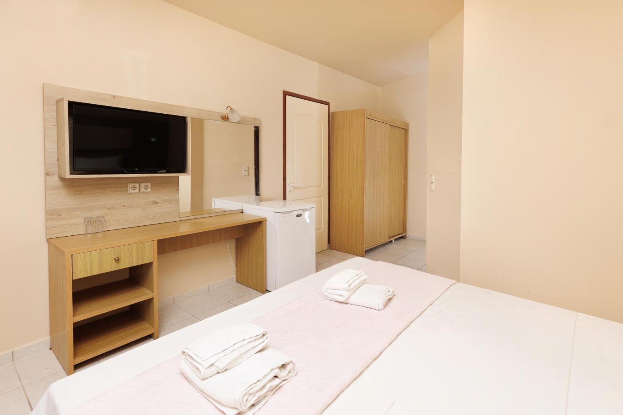 Aqua Sun Village Херсонисос Екстериор снимка