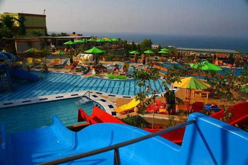 Aqua Sun Village Херсонисос Екстериор снимка